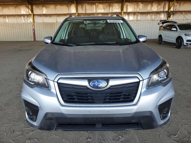  SUBARU FORESTER 2019 Серебристый