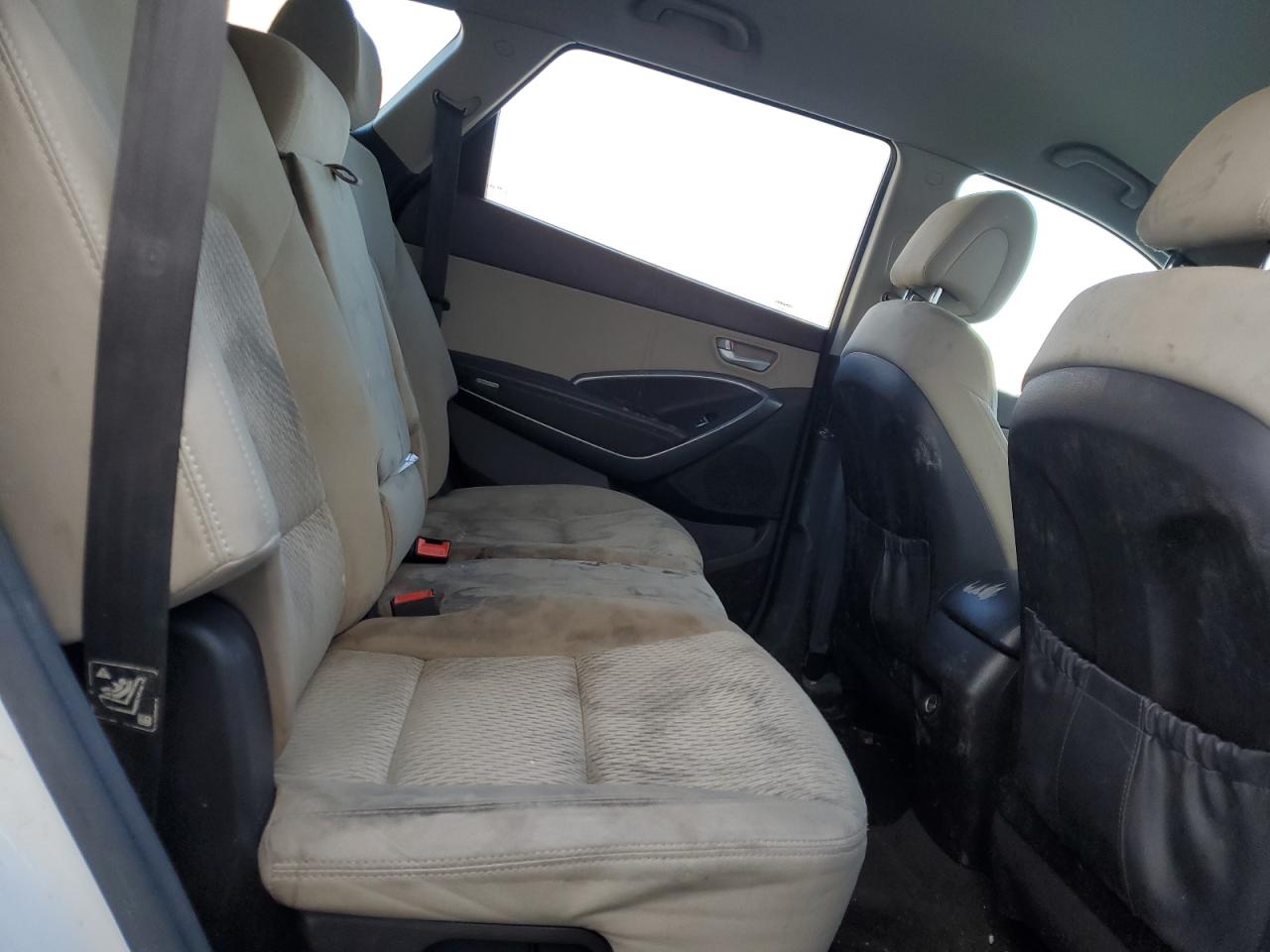 2017 Hyundai Santa Fe Se VIN: KM8SMDHF0HU232112 Lot: 90606685