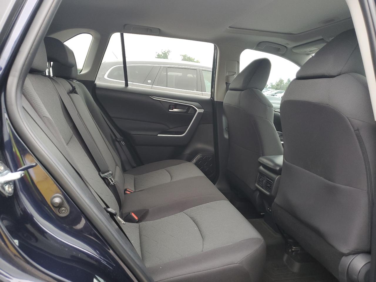 2023 Toyota Rav4 Xle VIN: 2T3W1RFVXPW283253 Lot: 85568585