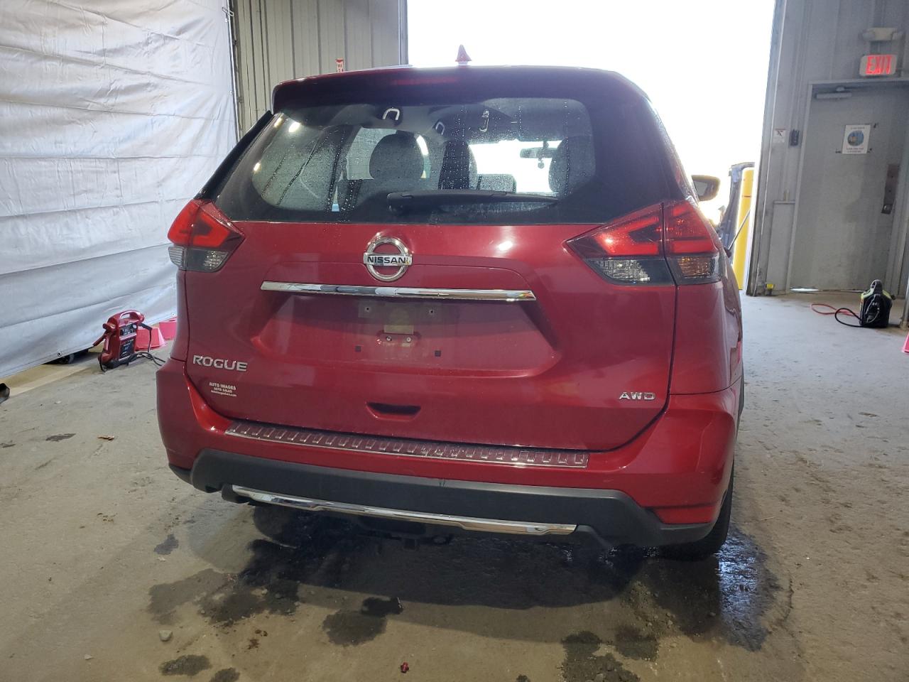 2017 Nissan Rogue S VIN: JN8AT2MV4HW276370 Lot: 86220925