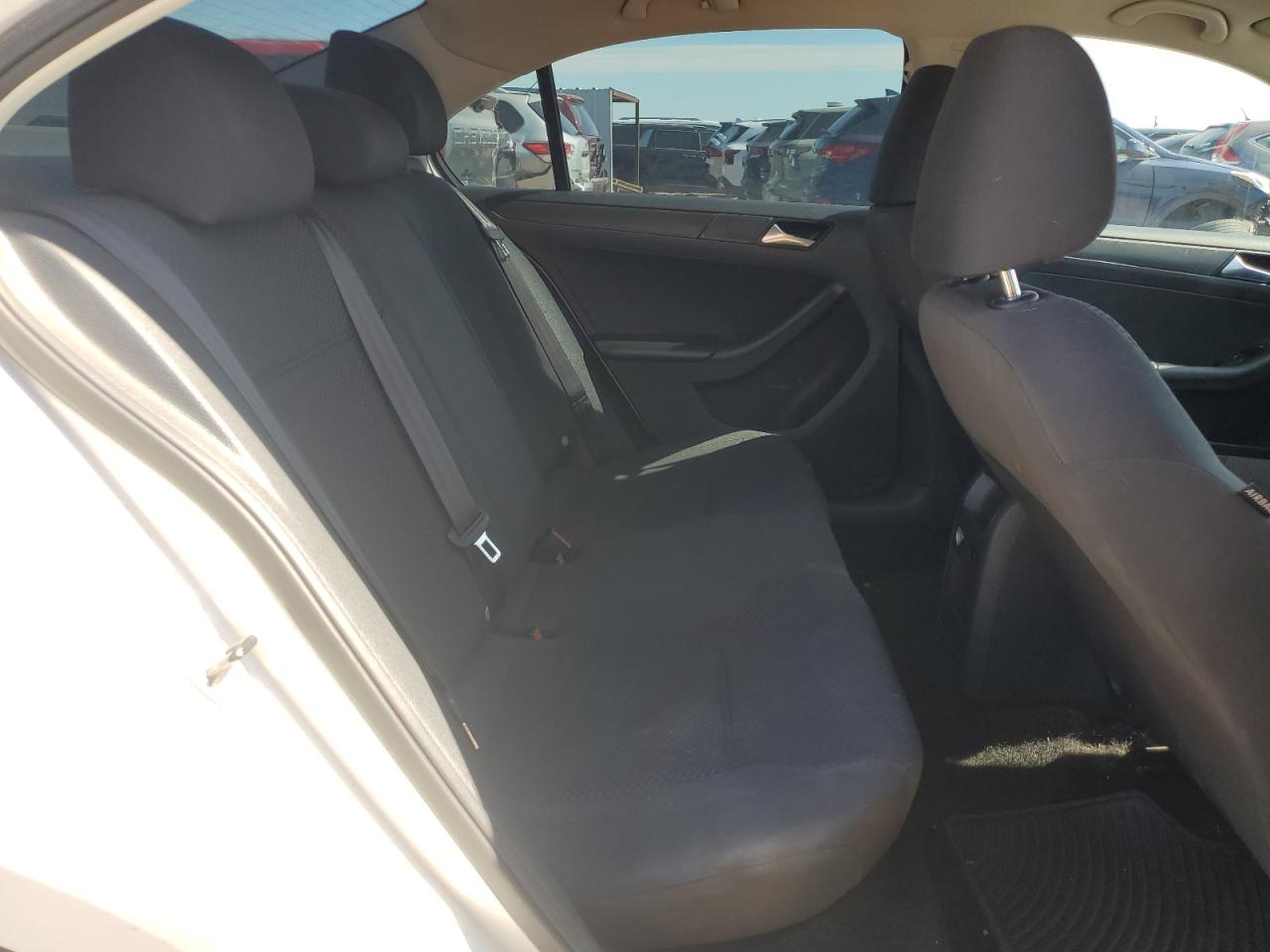 2014 Volkswagen Jetta Base VIN: 3VW2K7AJ2EM433176 Lot: 82581195