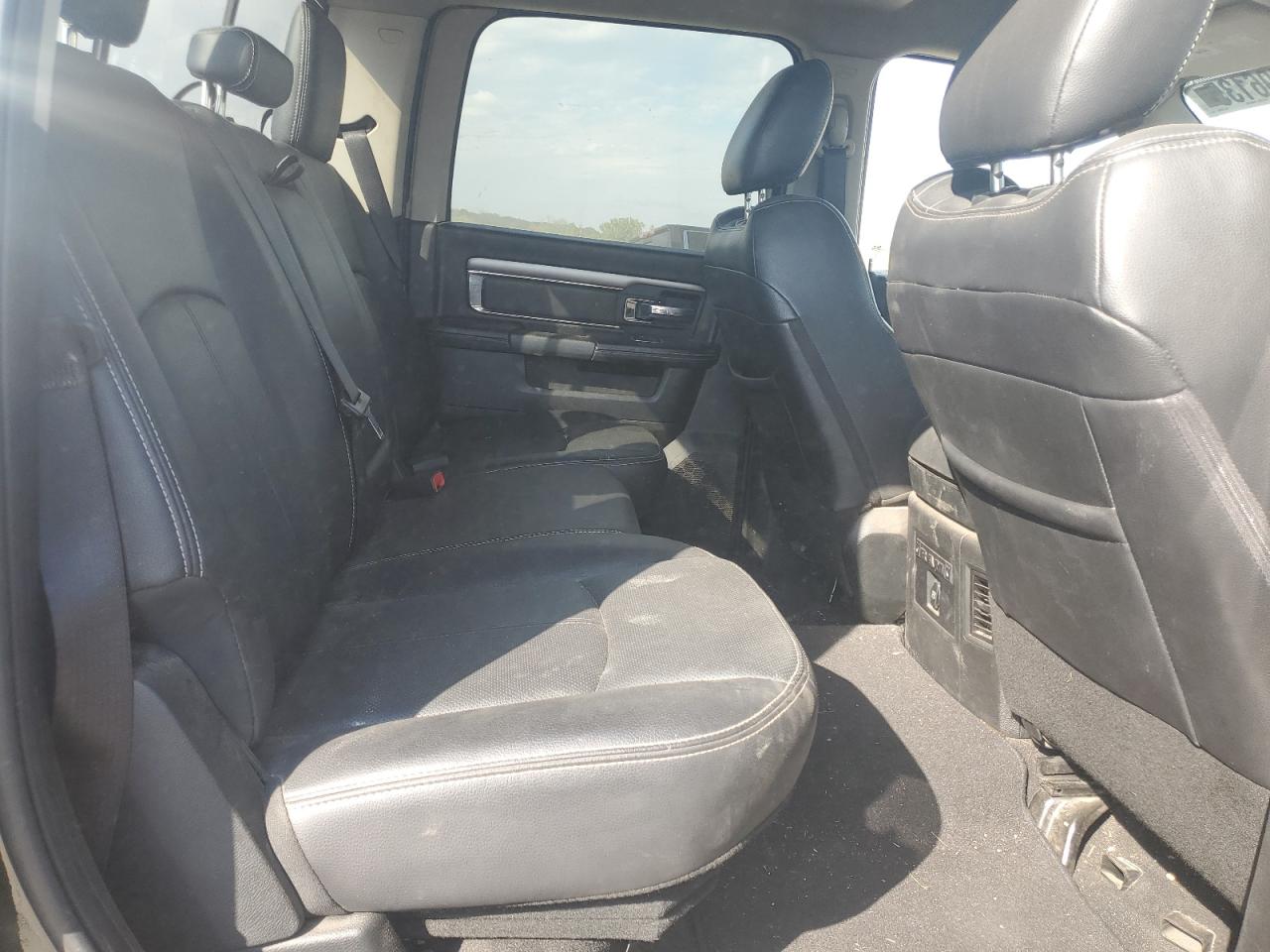 2018 Ram 2500 Laramie VIN: 3C6UR5FJ1JG263462 Lot: 85596135