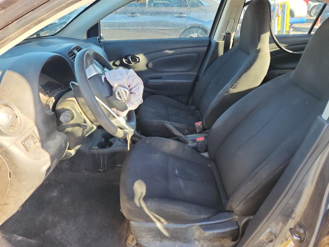 2016 Nissan Versa S VIN: 3N1CN7APXGL844775 Lot: 81972205