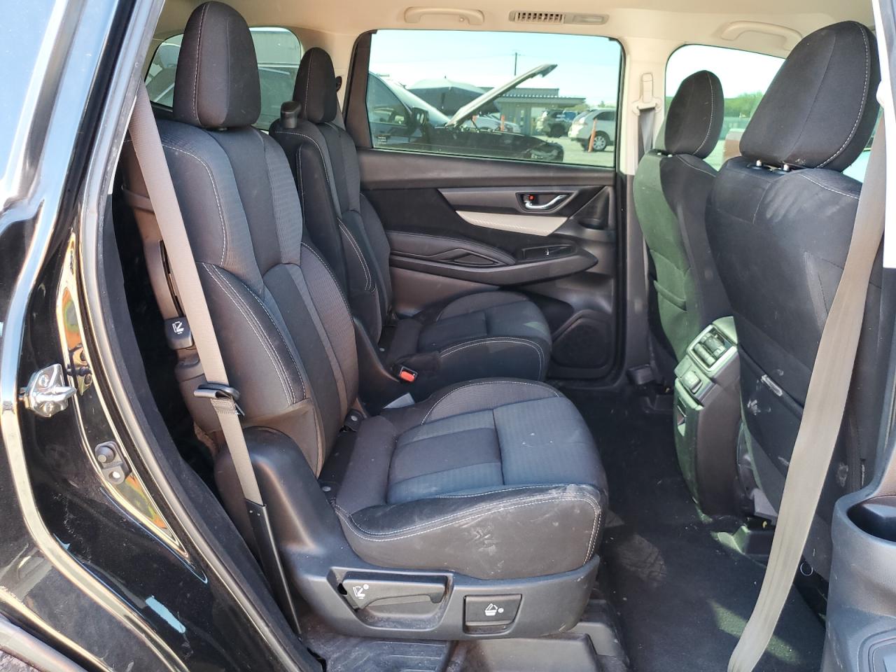 2019 Subaru Ascent Premium VIN: 4S4WMAFD5K3475641 Lot: 82351365
