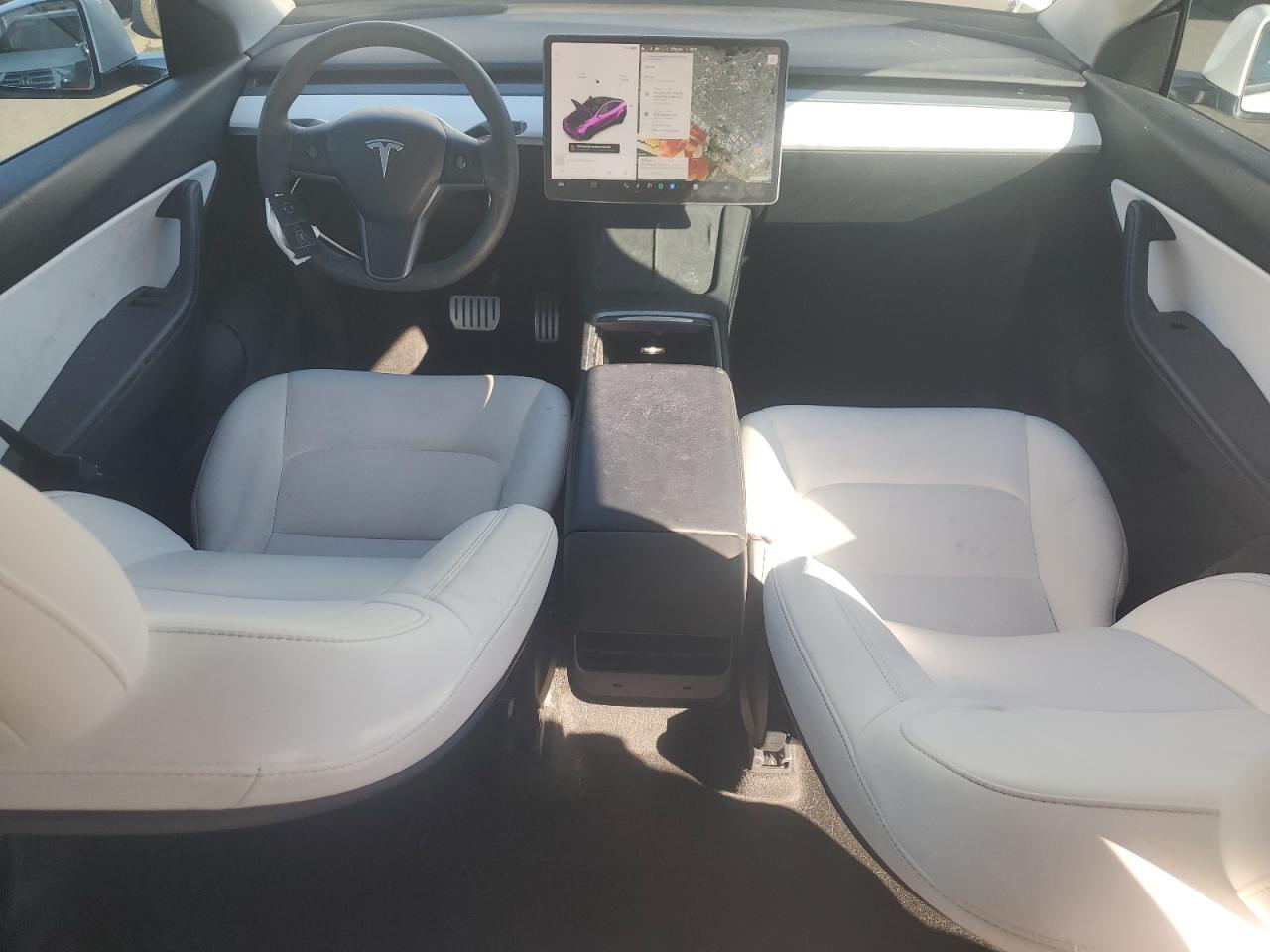 2022 Tesla Model Y VIN: 7SAYGDEF6NF338887 Lot: 90147525