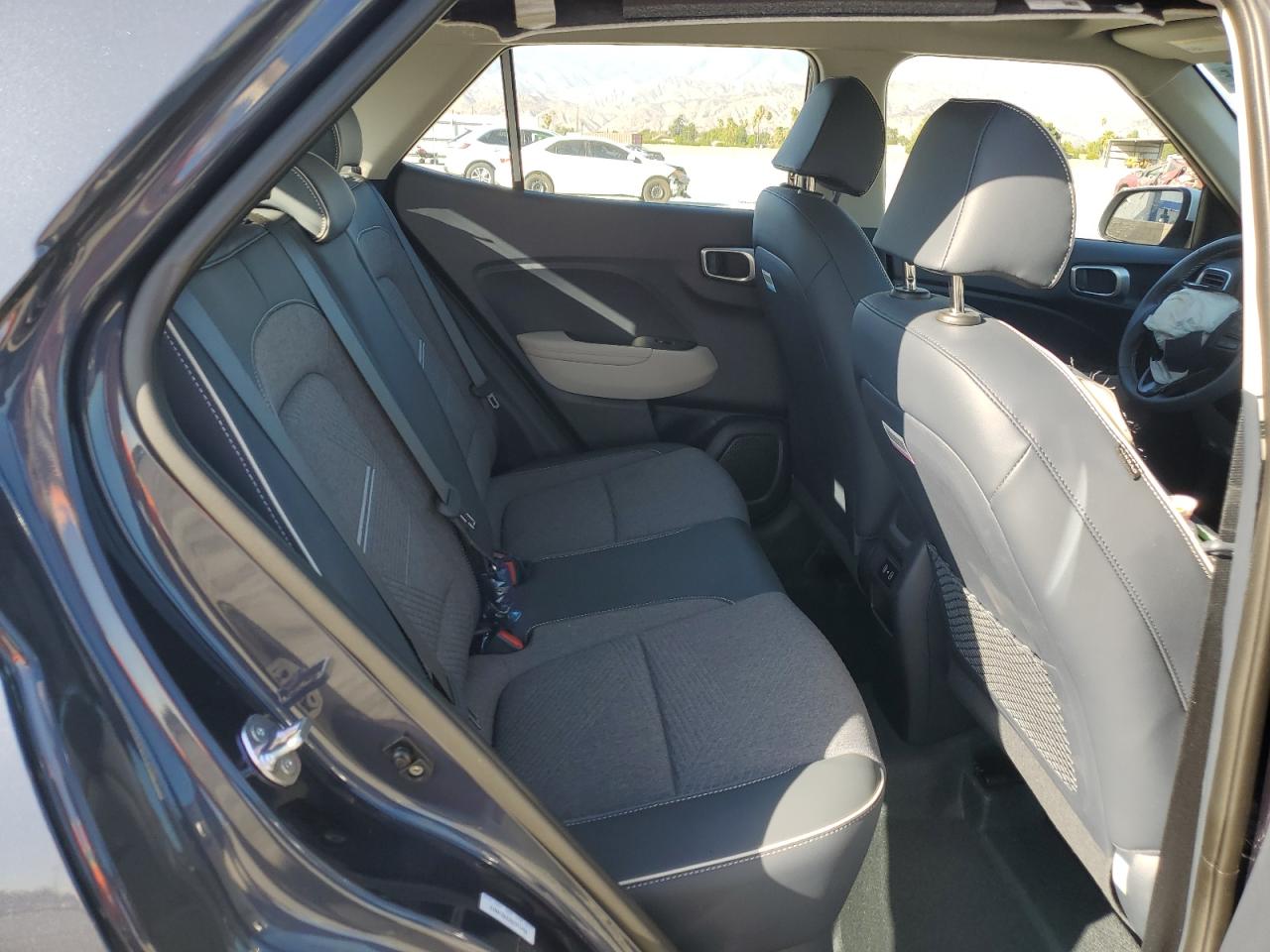 2025 Hyundai Venue Sel VIN: KMHRC8A32SU371450 Lot: 84990655