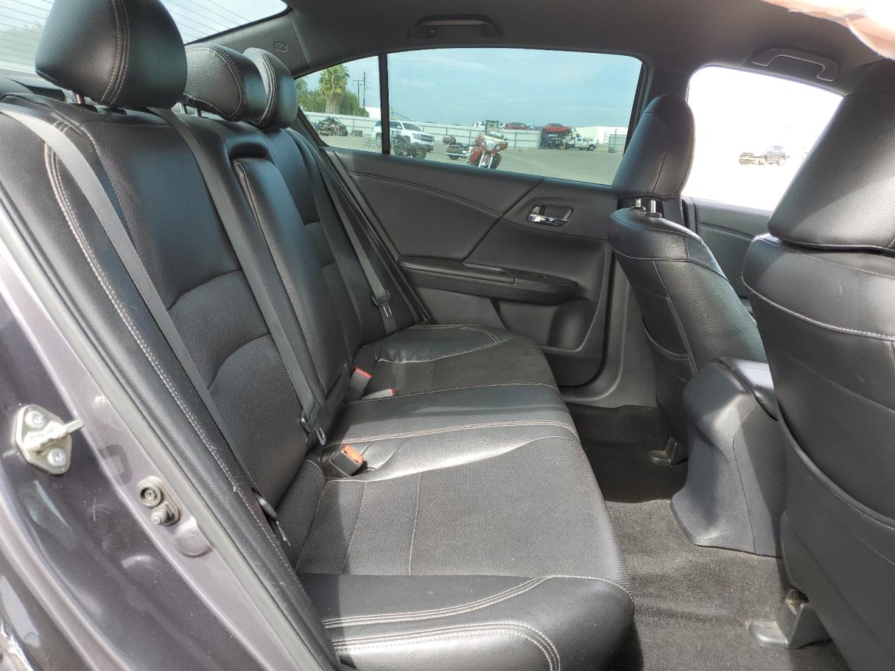 2016 Honda Accord Sport VIN: 1HGCR2F51GA154384 Lot: 84923635