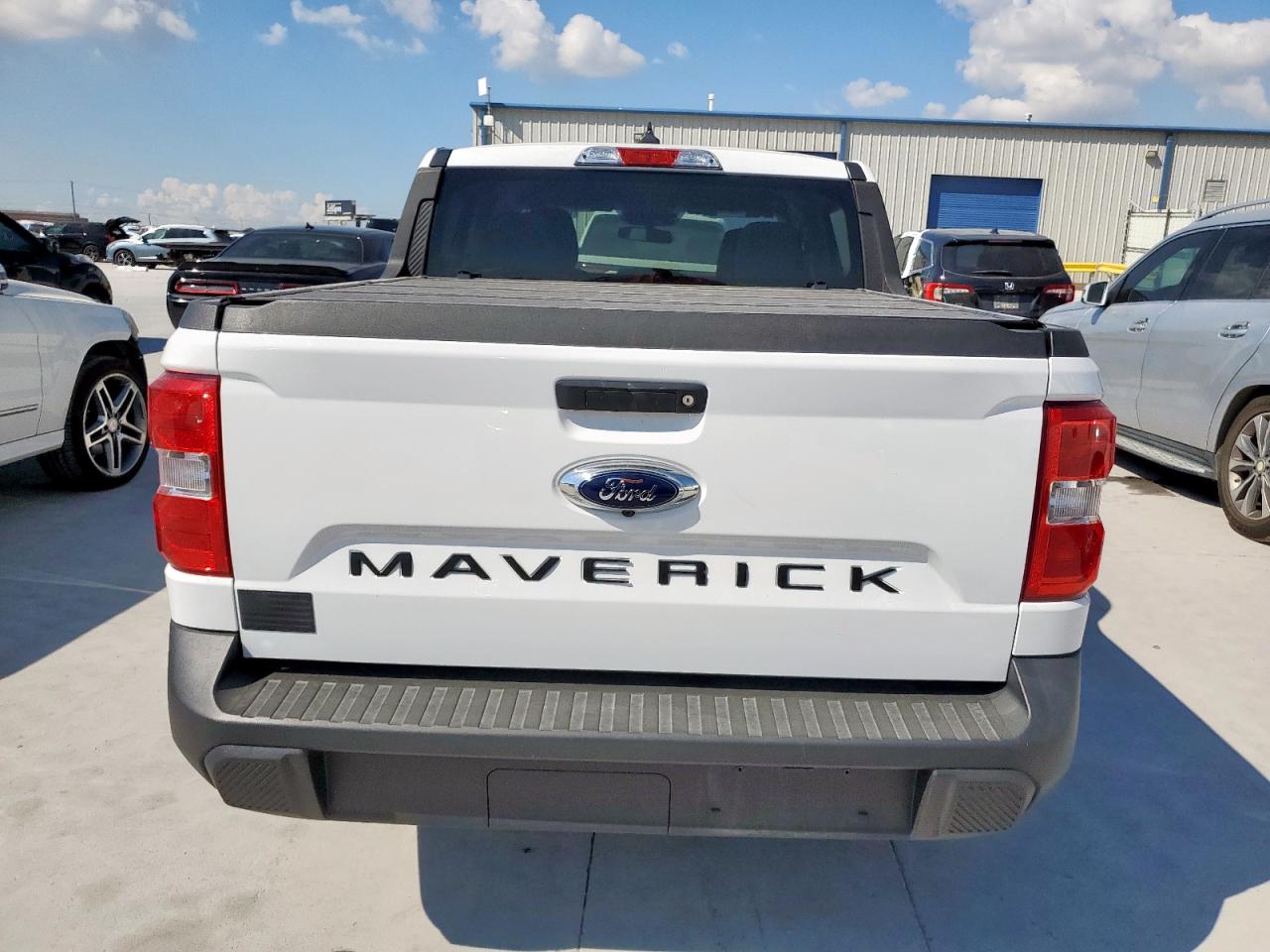 2022 Ford Maverick Xl VIN: 3FTTW8E93NRA99227 Lot: 84706275