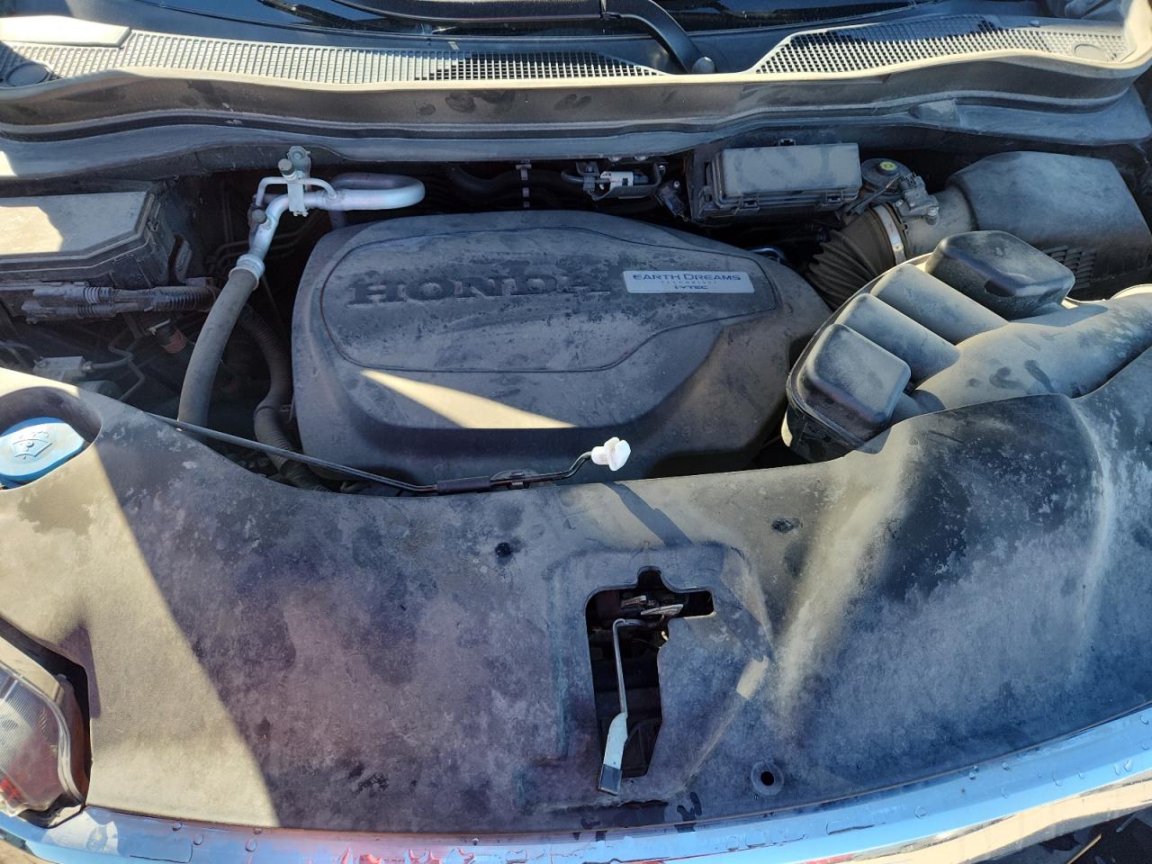 2017 Honda Pilot Touring VIN: 5FNYF6H98HB054439 Lot: 82755845