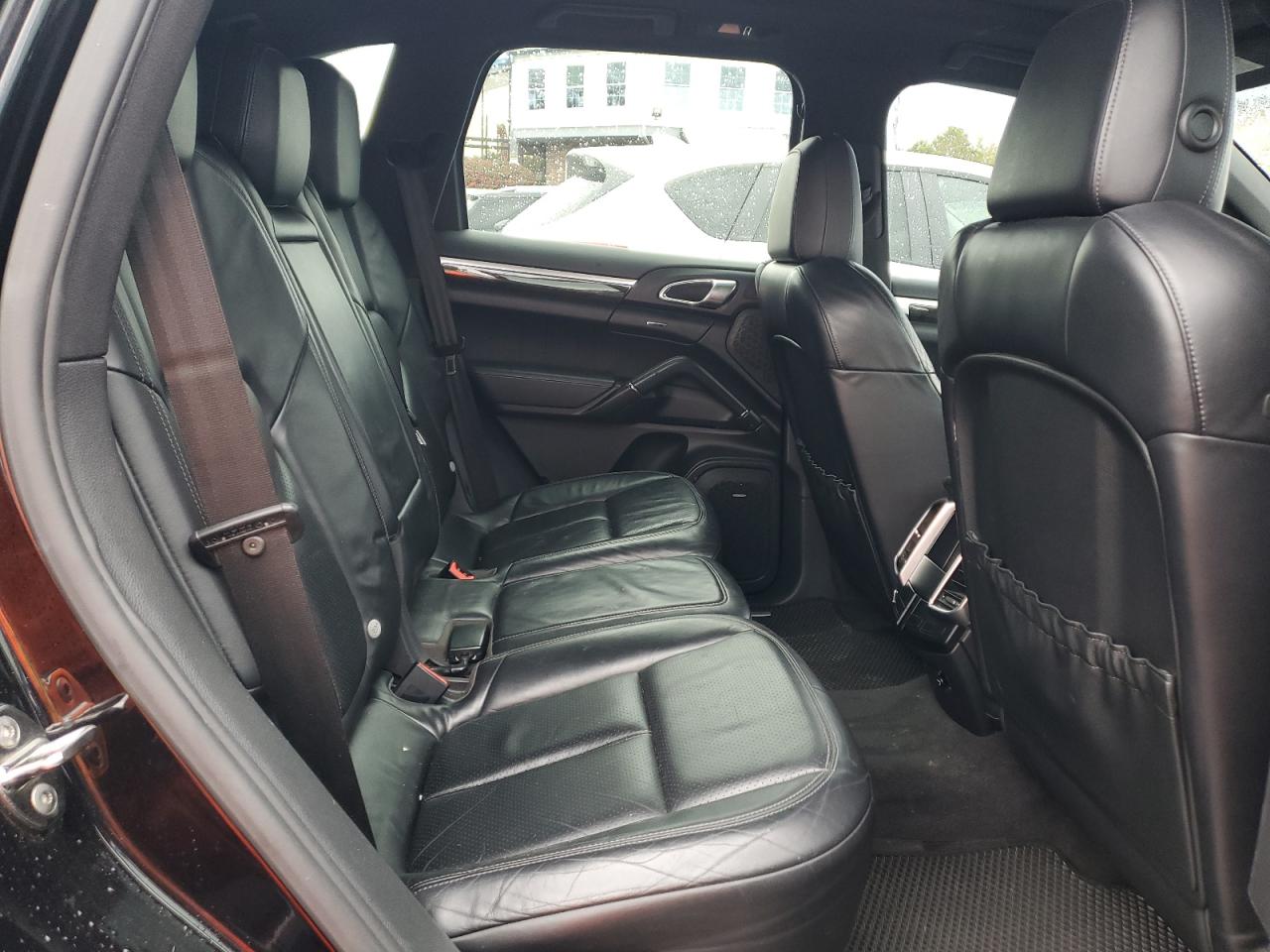 2011 Porsche Cayenne S VIN: WP1AB2A2XBLA55985 Lot: 84407915