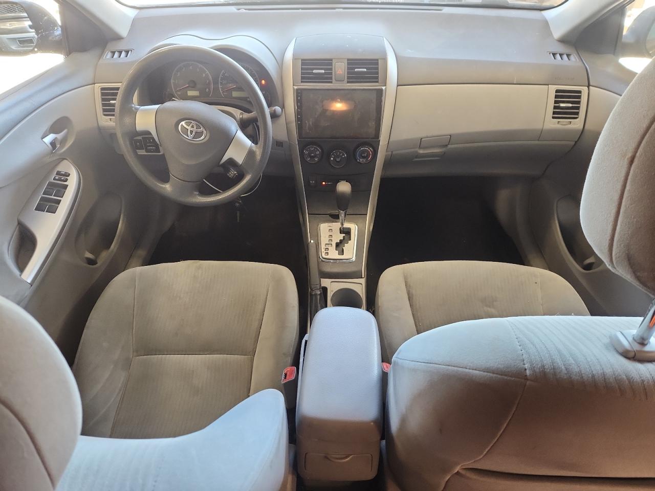2010 Toyota Corolla Base VIN: 1NXBU4EE8AZ189835 Lot: 85002305