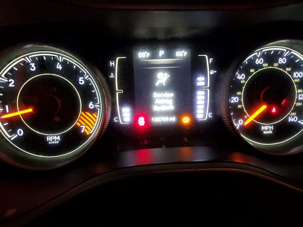 2014 Jeep Cherokee Sport VIN: 1C4PJMAB3EW220045 Lot: 81882285