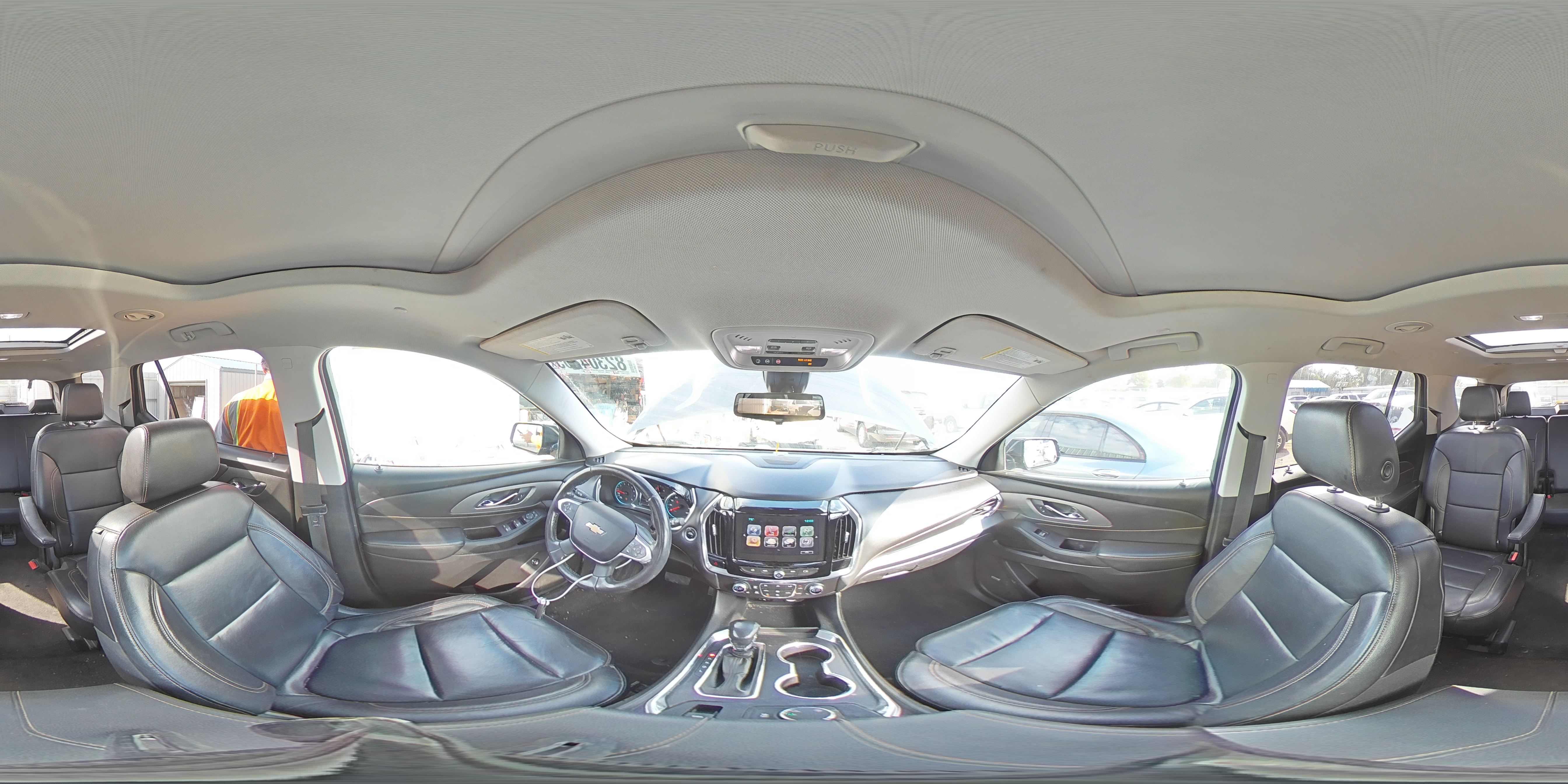 2018 Chevrolet Traverse Lt VIN: 1GNEVHKW1JJ260479 Lot: 82304855