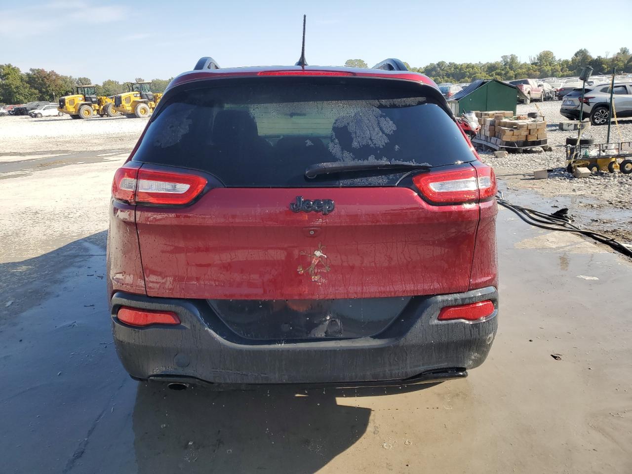 2018 Jeep Cherokee Latitude VIN: 1C4PJLCB0JD621159 Lot: 86636905