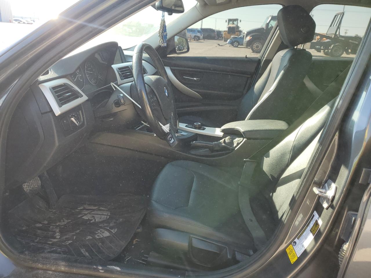 2015 BMW 320 I VIN: WBA3B1C53FK139604 Lot: 84867935
