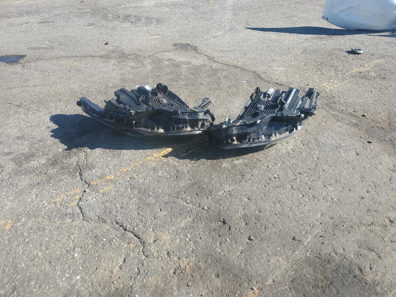 2022 Toyota Highlander Xle VIN: 5TDGZRAH4NS555812 Lot: 86330225