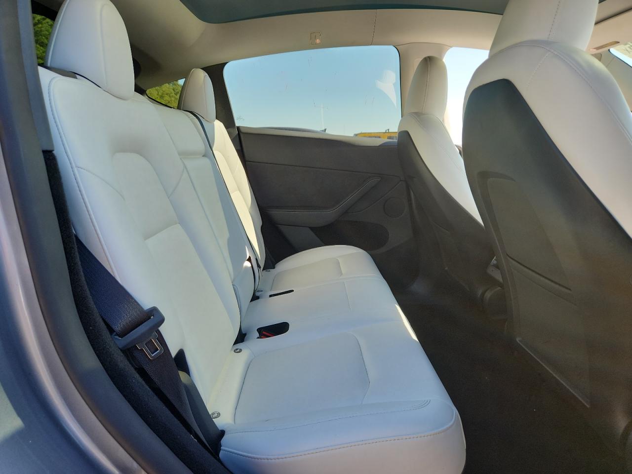 2024 Tesla Model Y VIN: 7SAYGDEF7RA288942 Lot: 84358725