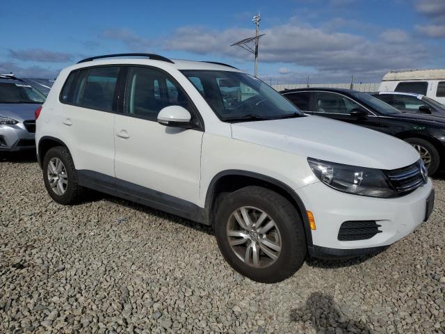  VOLKSWAGEN TIGUAN 2016 Белы