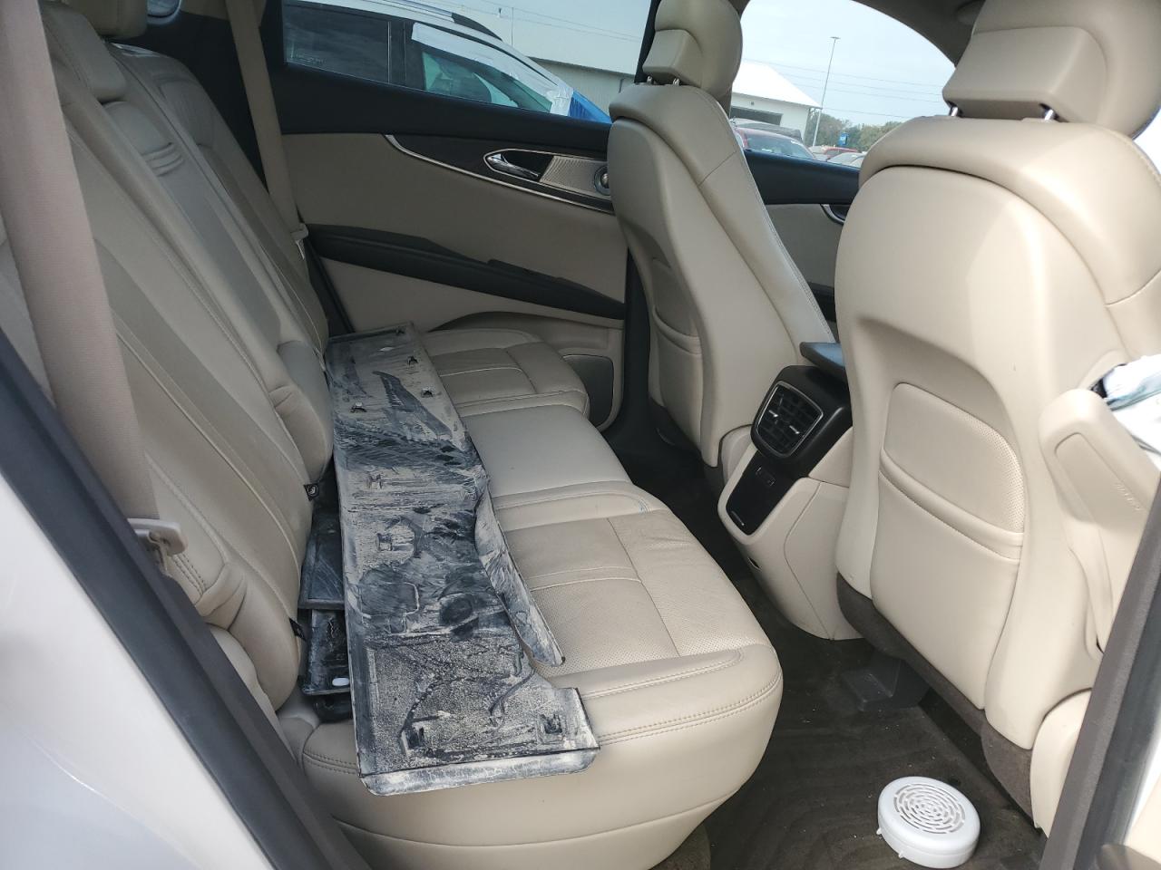 2016 Lincoln Mkx Reserve VIN: 2LMTJ6LR8GBL53988 Lot: 81901095