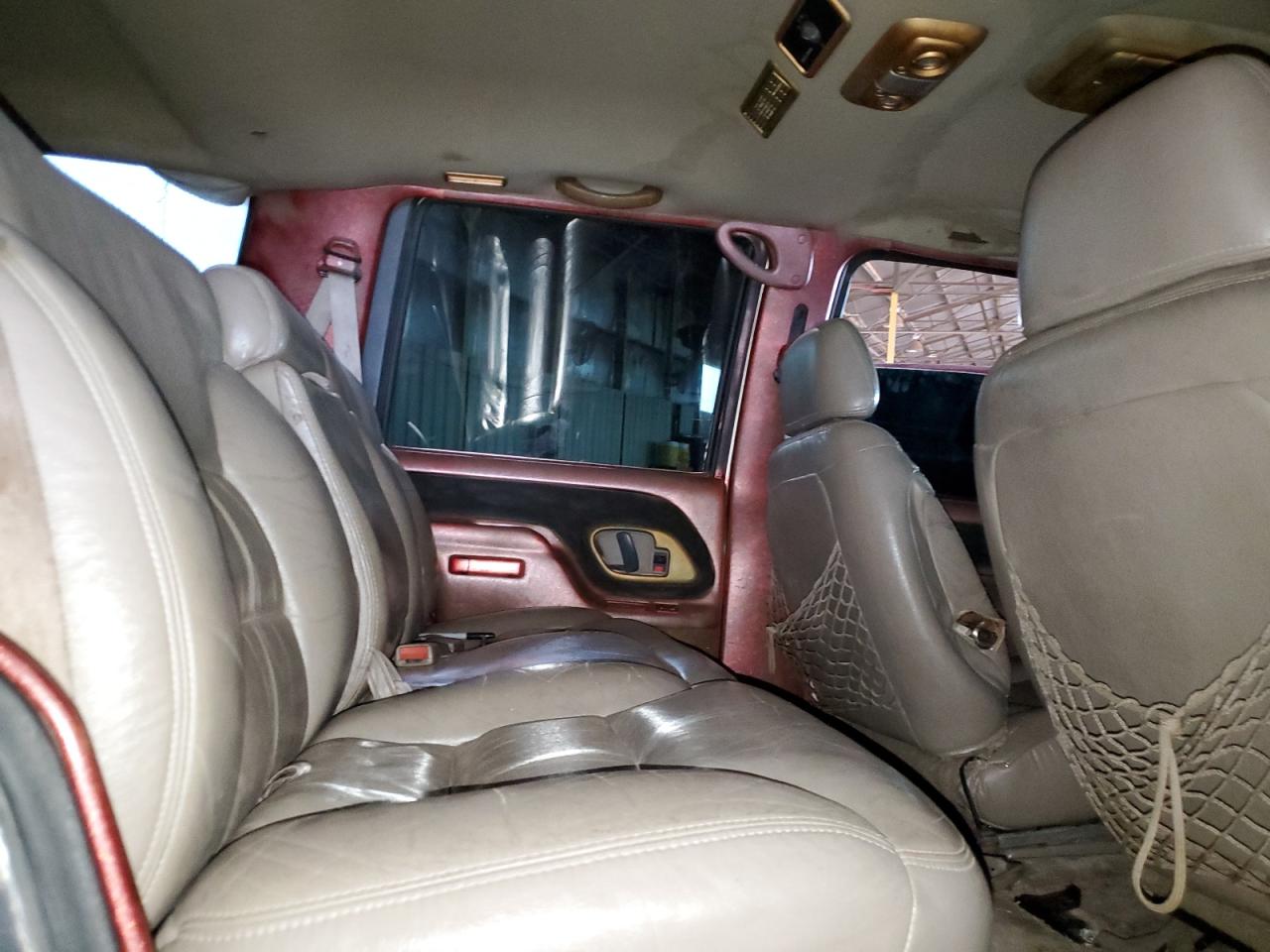 1999 Chevrolet Tahoe K1500 VIN: 1GNEK13R7XJ363729 Lot: 86090905