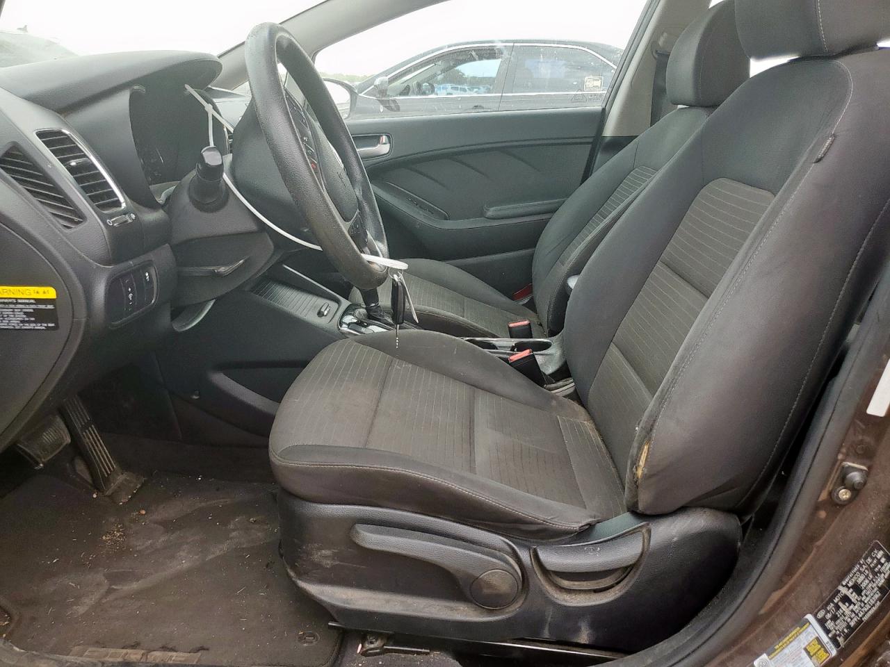 2018 Kia Forte Lx VIN: 3KPFL4A79JE183962 Lot: 82284275