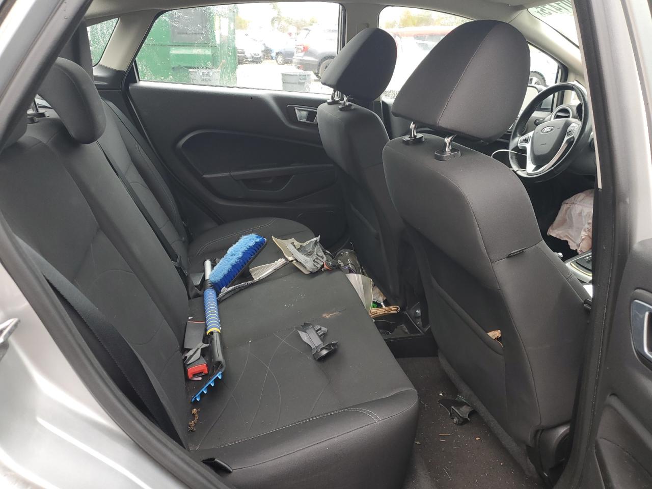 2015 Ford Fiesta Se VIN: 3FADP4BJ9FM199345 Lot: 85901475