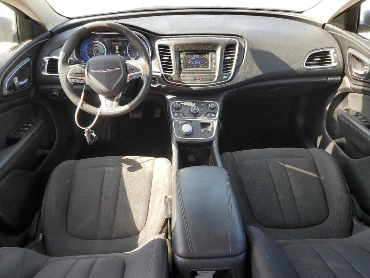 2015 Chrysler 200 Limited VIN: 1C3CCCABXFN735171 Lot: 82308495