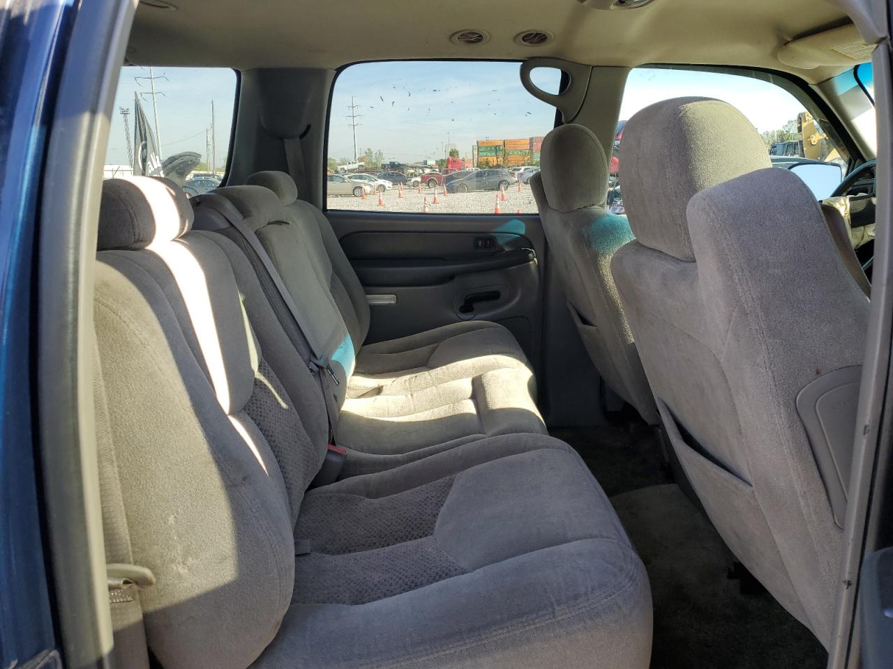 2003 Chevrolet Suburban K1500 VIN: 1GNFK16Z23J225431 Lot: 81969315