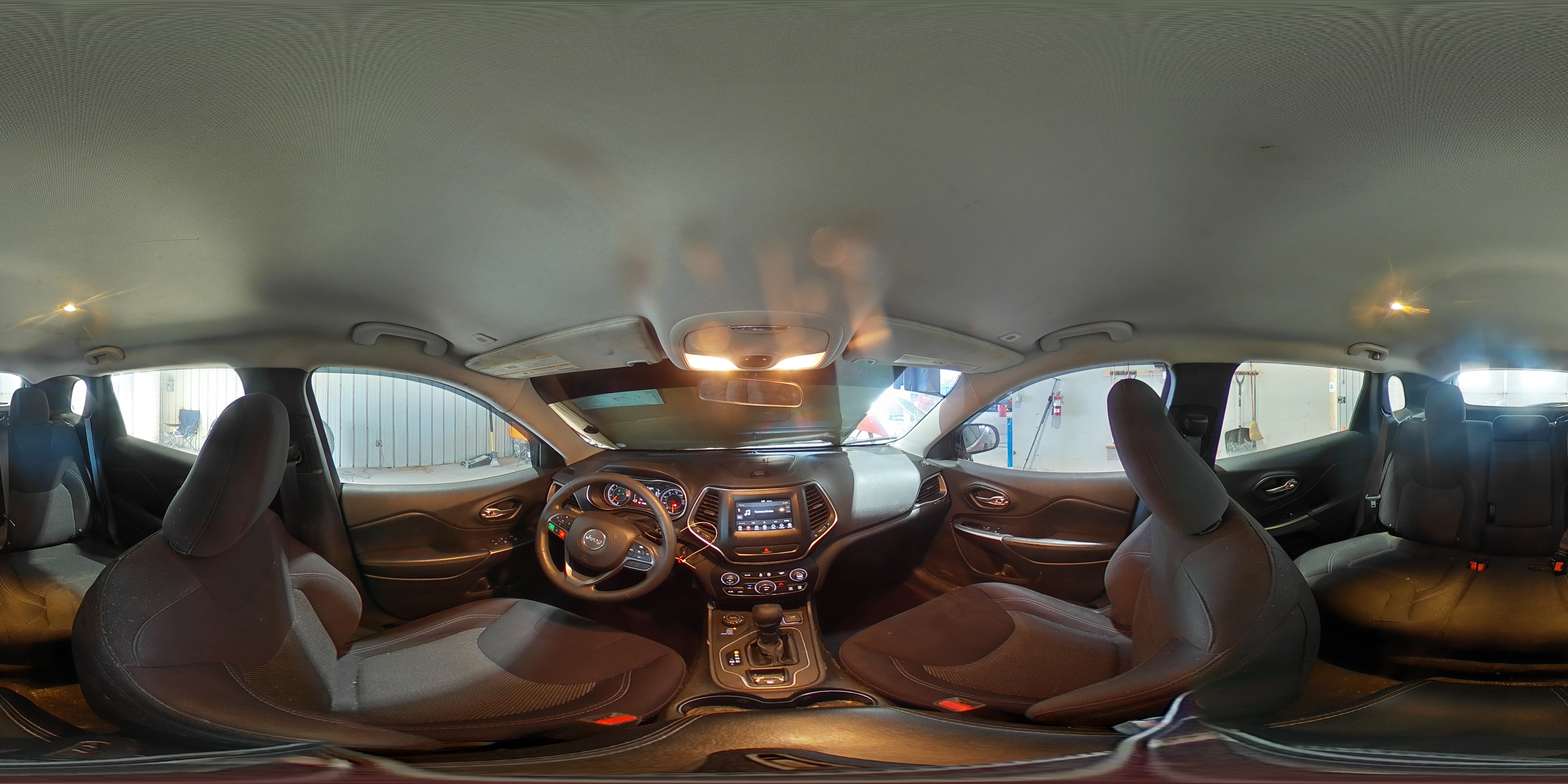 2019 Jeep Cherokee Latitude VIN: 1C4PJMCB3KD136909 Lot: 84958905