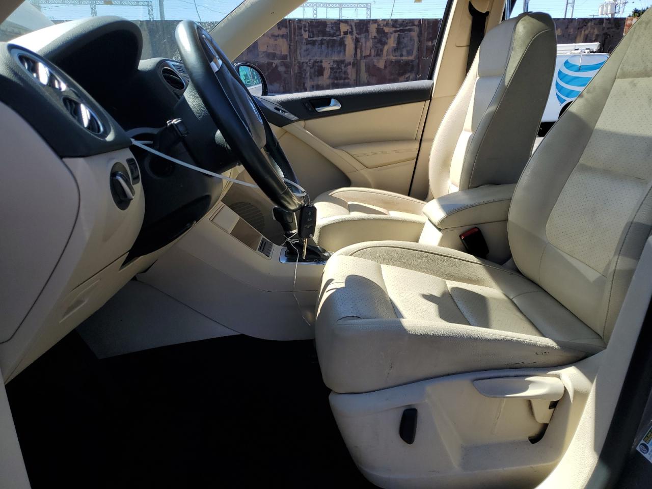 2012 Volkswagen Tiguan S VIN: WVGAV7AX0CW004413 Lot: 84071785