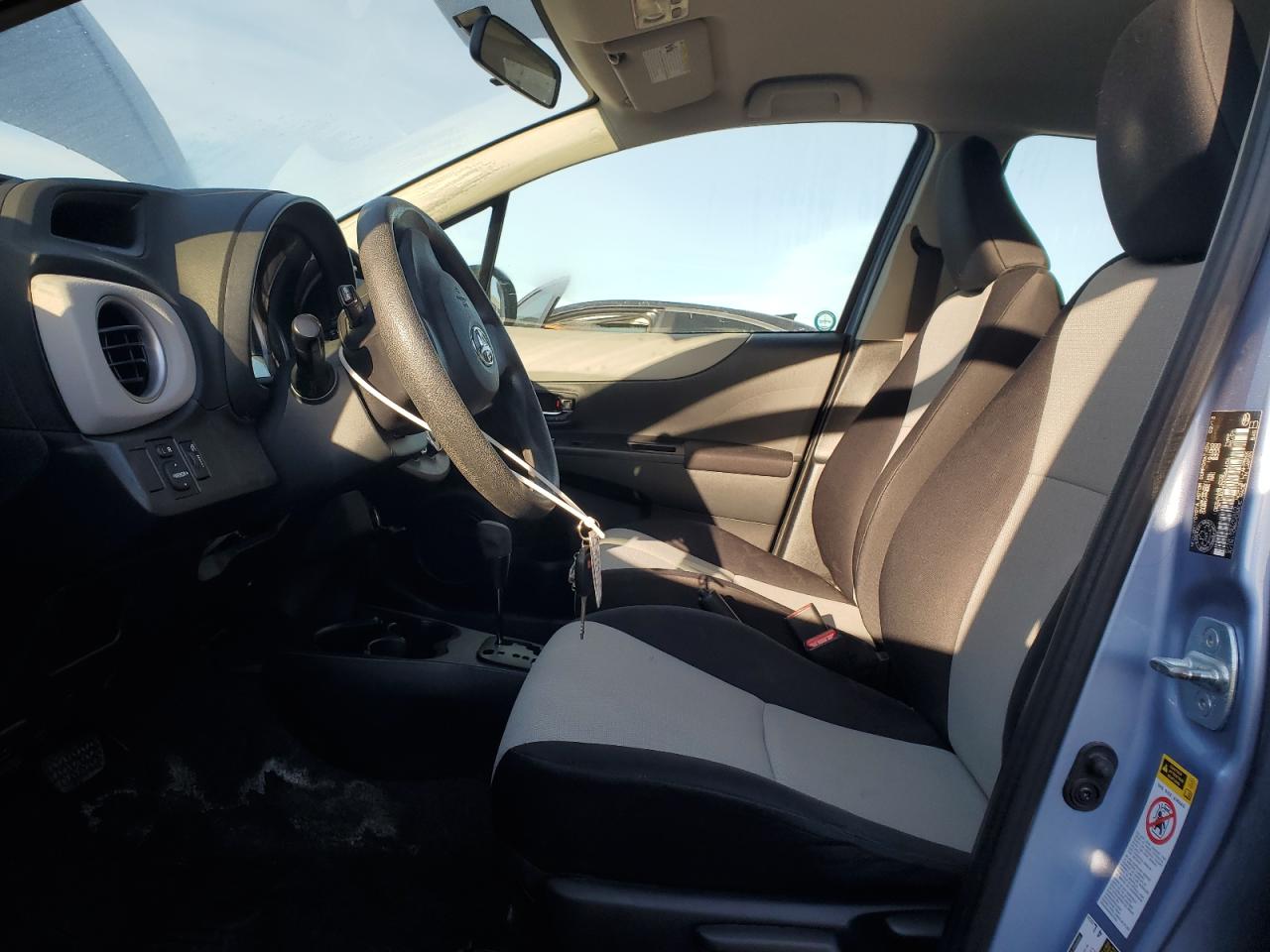 2013 Toyota Yaris VIN: JTDKTUD34DD564406 Lot: 81558585