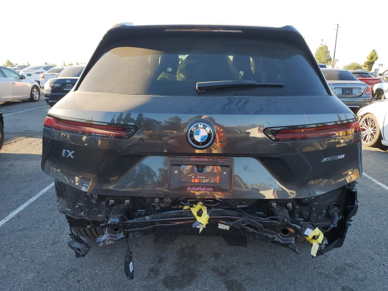 2024 BMW Ix xDrive50 VIN: WB523CF04RCR68182 Lot: 87116675