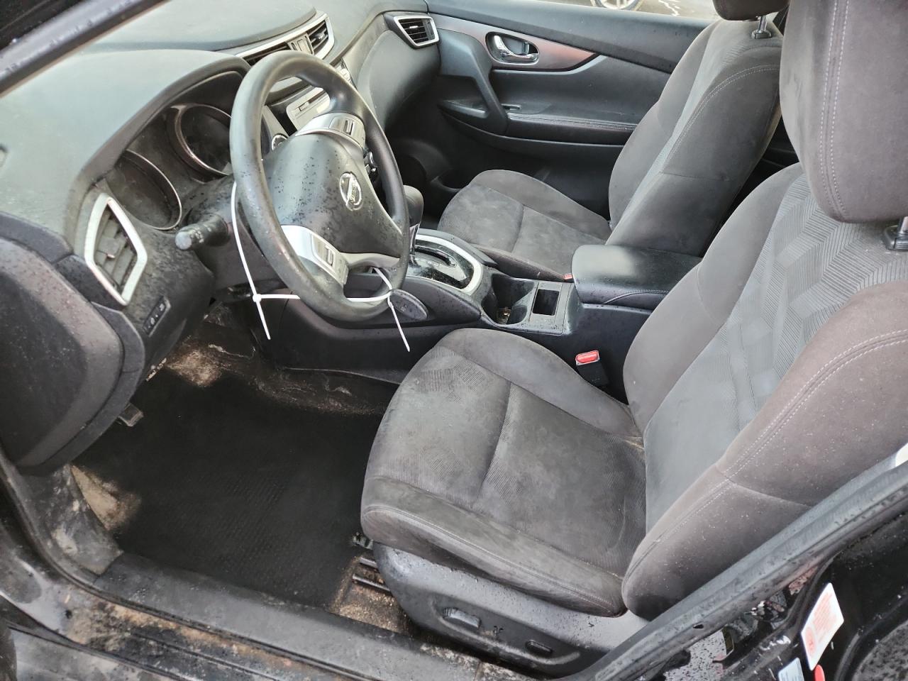 2015 Nissan Rogue S VIN: KNMAT2MV1FP521113 Lot: 89825155