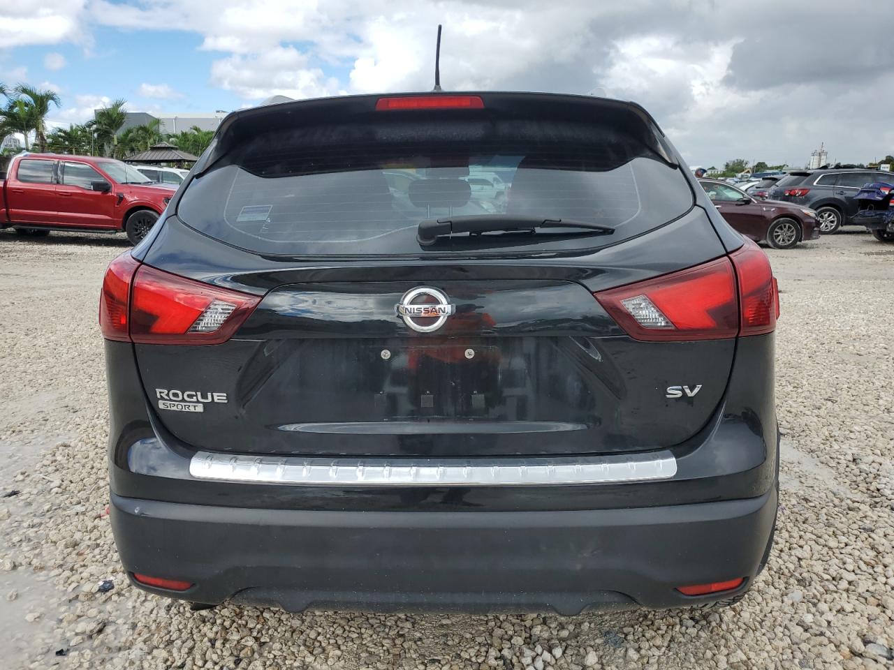 2018 Nissan Rogue Sport S VIN: JN1BJ1CP5JW103954 Lot: 82309605