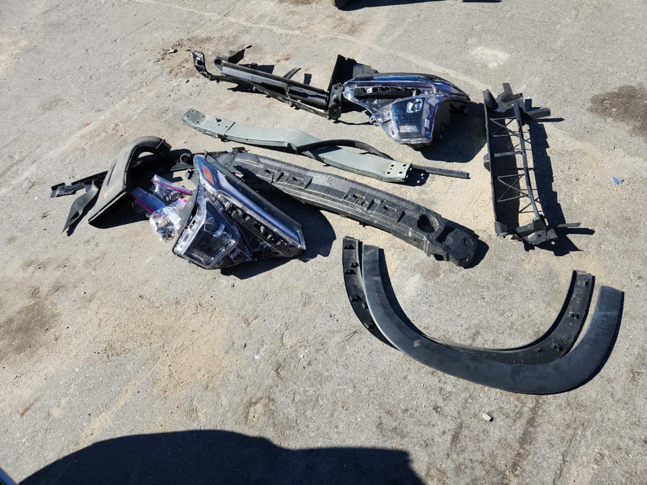 2025 Chevrolet Trax 1Lt VIN: KL77LHEP0SC031421 Lot: 81982375