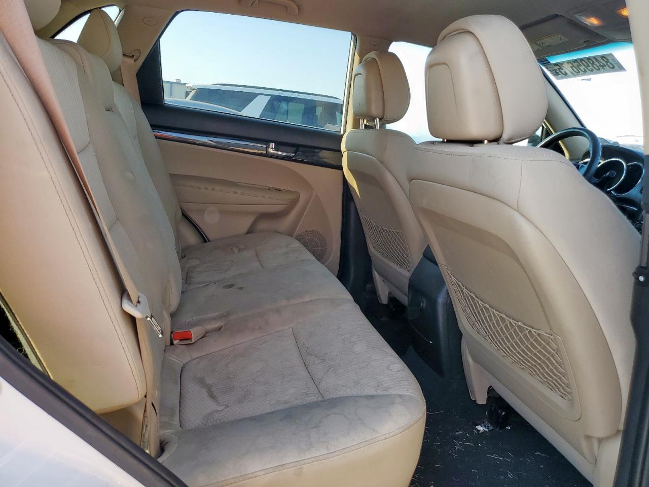 2012 Kia Sorento Base VIN: 5XYKT3A12CG259371 Lot: 84895675