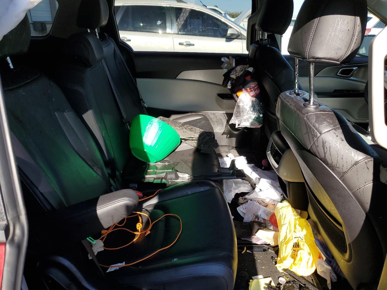 2024 Kia Carnival Lx VIN: KNDNB4H3XR6343057 Lot: 85677095