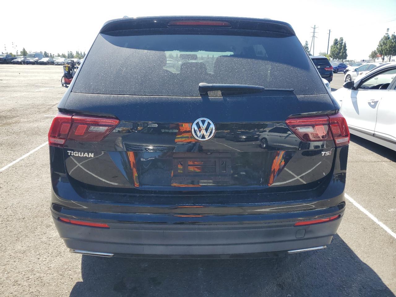 2018 Volkswagen Tiguan S VIN: 3VV1B7AX1JM091928 Lot: 85563025
