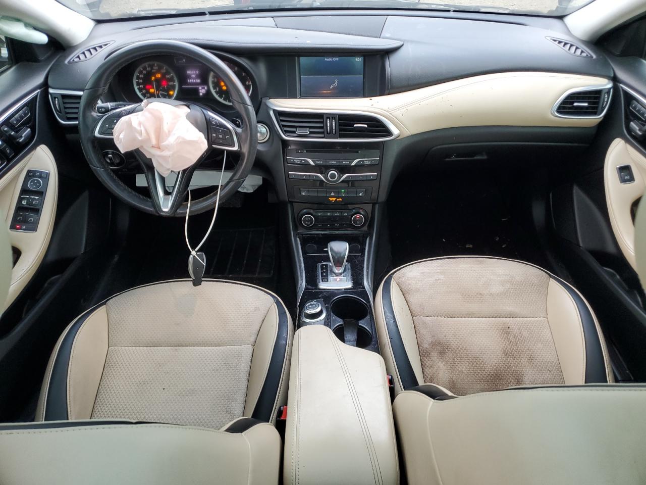 QX30 QX30
