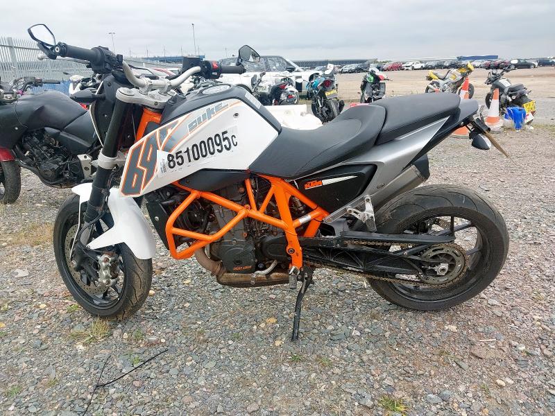 2014 KTM 690 DUKE 14  for sale at Copart CORBY