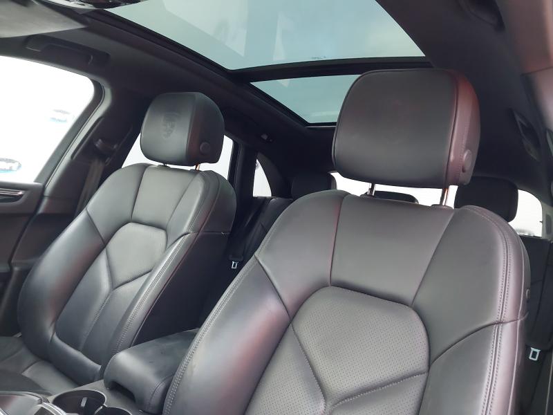 2022 PORSCHE MACAN 5DR PDK