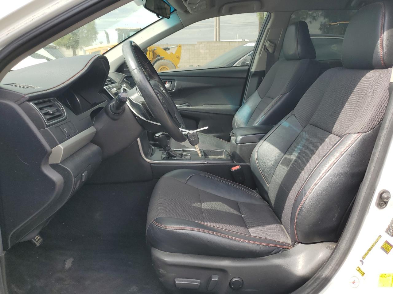 2016 Toyota Camry Le VIN: 4T1BF1FK2GU247119 Lot: 84804395