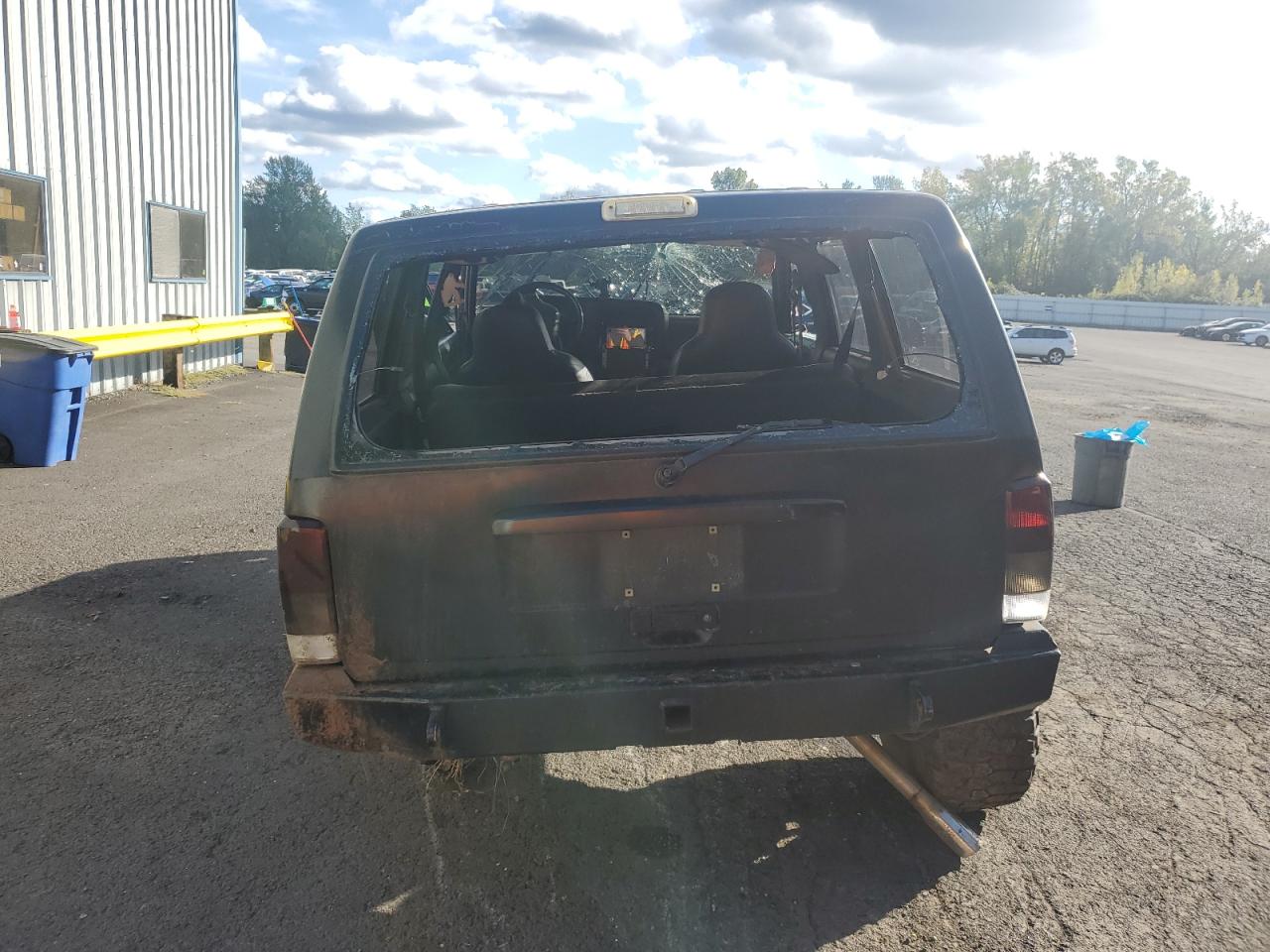 1999 Jeep Cherokee Se VIN: 1J4FT28P3XL595475 Lot: 82218895