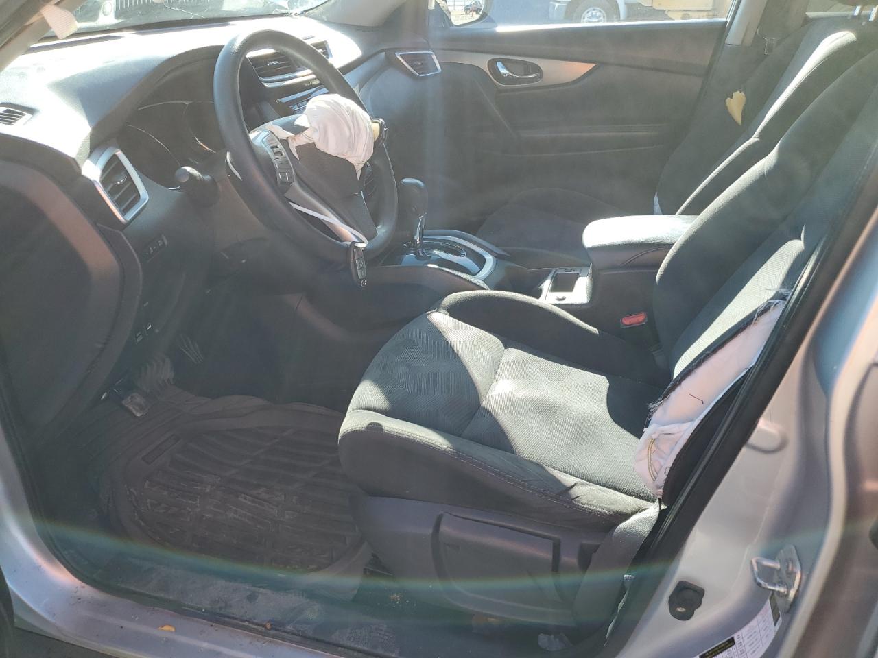 2015 Nissan Rogue S VIN: KNMAT2MV4FP555269 Lot: 84943145