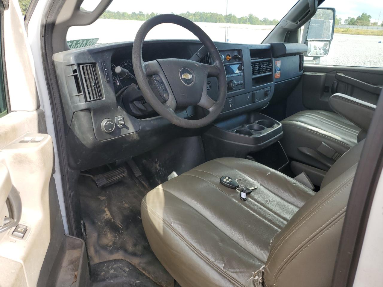 2017 Chevrolet Express G3500 VIN: 1GB0GRFG5H1135991 Lot: 84641045