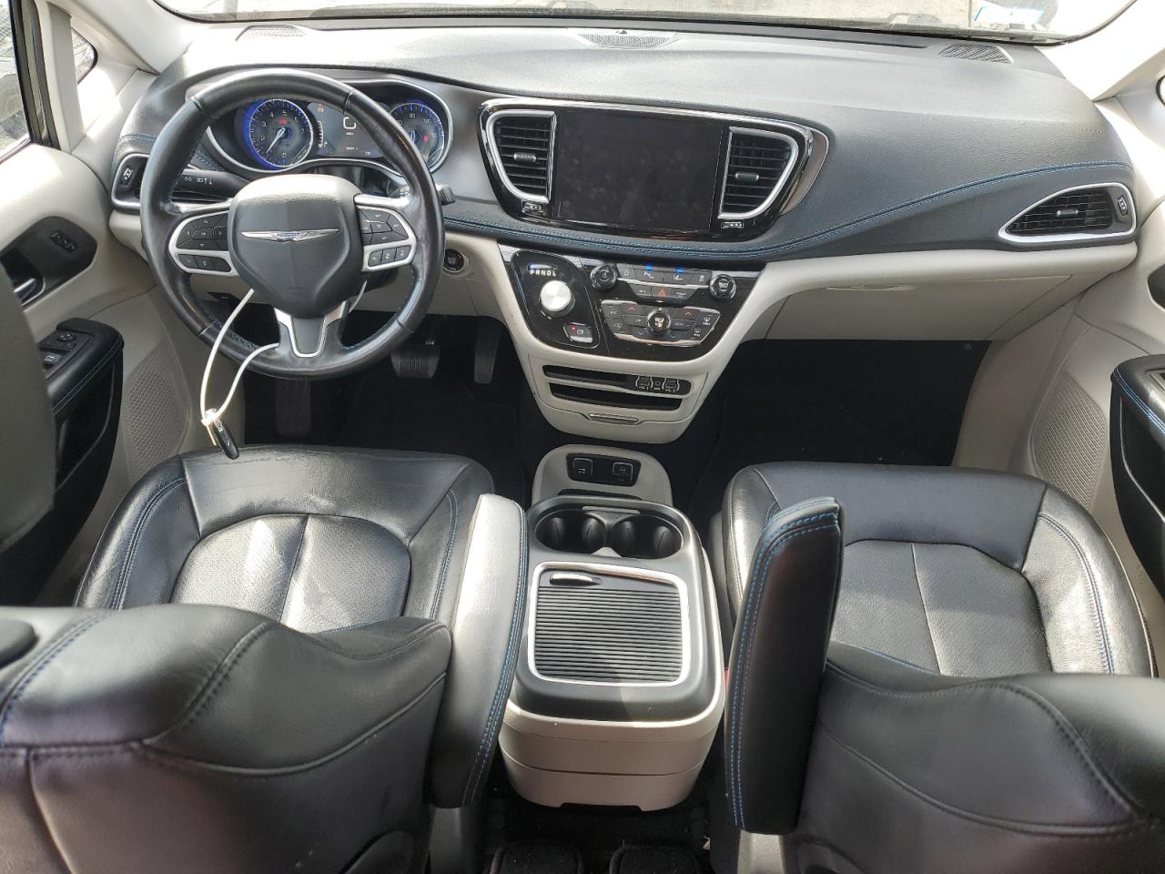 2021 Chrysler Pacifica Touring L VIN: 2C4RC1BG1MR608068 Lot: 85698365