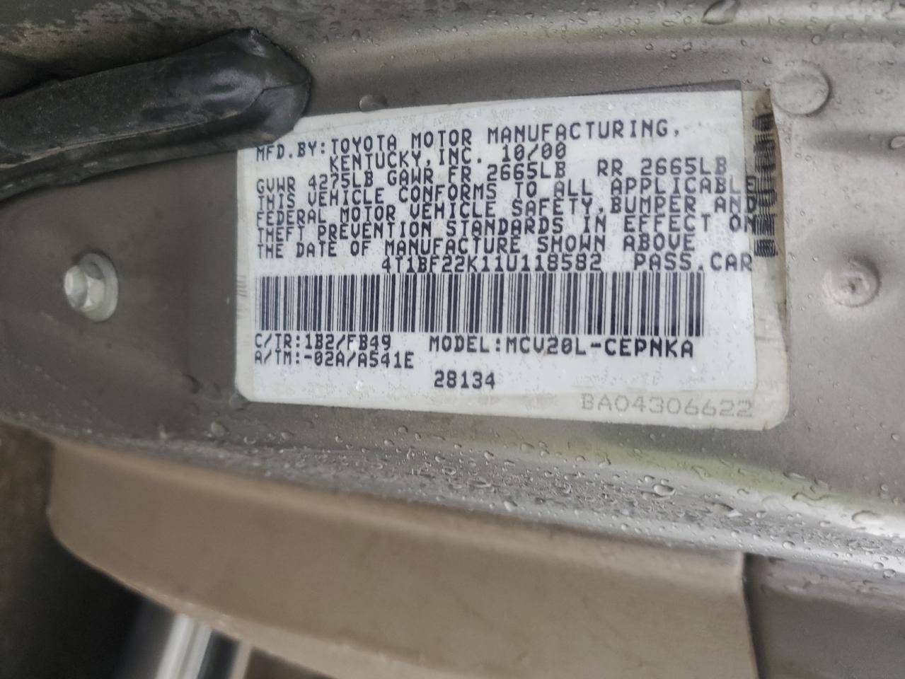 2001 Toyota Camry Le VIN: 4T1BF22K11U118582 Lot: 86474665