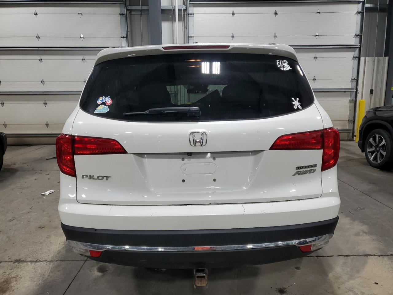 2017 Honda Pilot Touring VIN: 5FNYF6H94HB102051 Lot: 85917225