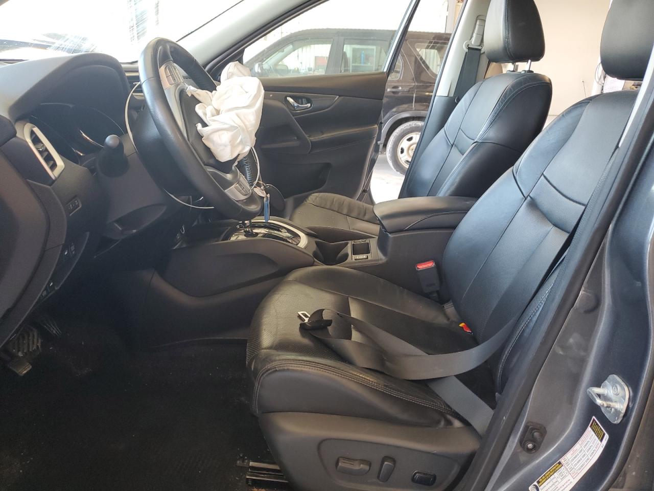 2015 Nissan Rogue S VIN: 5N1AT2MV3FC815857 Lot: 84952965