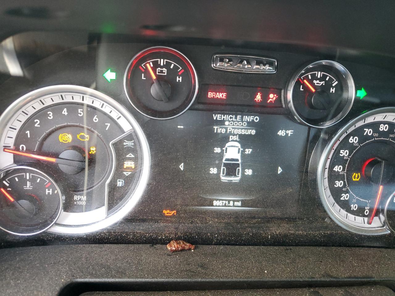 2022 Ram 1500 Classic Tradesman VIN: 3C6JR6DG9NG283951 Lot: 90508395